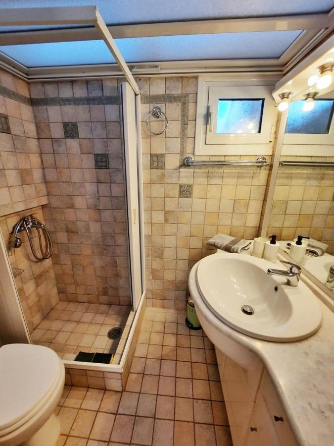 Beautiful Seaside Studio Akrata Exterior photo
